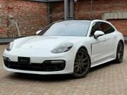 2020 PORSCHE PANAMERA