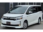 2014 TOYOTA VOXY