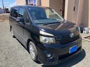 2010 TOYOTA VOXY