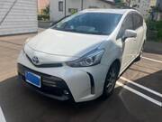 2015 TOYOTA PRIUS ALPHA G