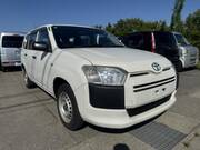 2017 TOYOTA SUCCEED