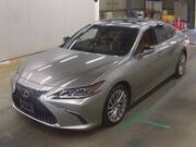 2019 LEXUS ES