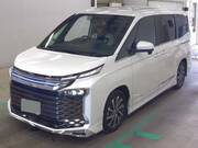 2025 TOYOTA VOXY