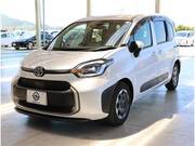 2025 TOYOTA SIENTA