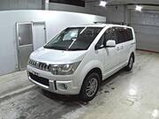 2012 MITSUBISHI DELICA D5