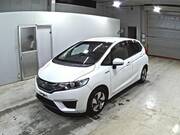 2015 HONDA FIT HYBRID