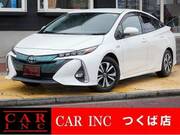 2017 TOYOTA PRIUS PHV