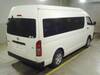 TOYOTA HIACE COMMUTER