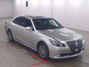 2016 TOYOTA CROWN MAJESTA