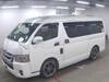 TOYOTA HIACE WAGON