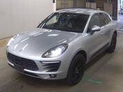 2015 PORSCHE MACAN