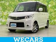 2013 NISSAN ROOX
