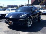 2016 PORSCHE MACAN