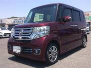 2017 HONDA N-BOX CUSTOM