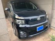 2010 TOYOTA VOXY