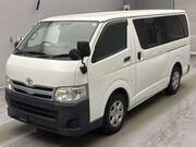 2011 TOYOTA HIACE VAN DX
