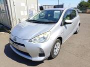 2013 TOYOTA AQUA