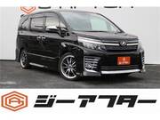 2017 TOYOTA VOXY