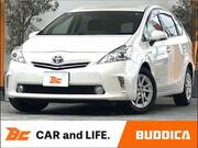 2013 TOYOTA PRIUS ALPHA