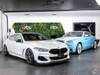 BMW 8 SERIES