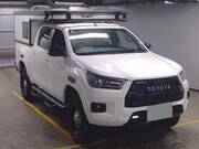 2024 TOYOTA HILUX