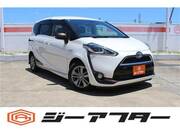 2017 TOYOTA SIENTA