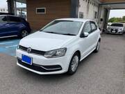 2015 VOLKSWAGEN POLO
