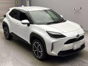 2025 TOYOTA YARIS CROSS HYBRID Z
