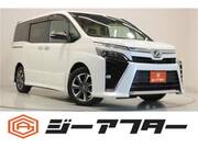 2018 TOYOTA VOXY