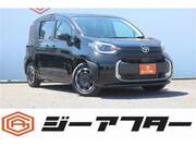 2025 TOYOTA SIENTA