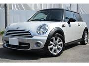 2011 BMW MINI COOPER