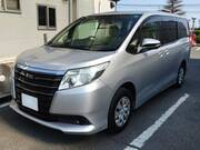 2017 TOYOTA NOAH