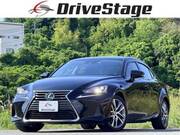 2017 LEXUS IS