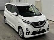 2019 NISSAN DAYZ