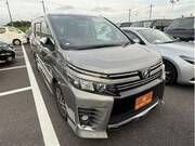 2017 TOYOTA VOXY