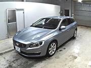 2014 VOLVO V60