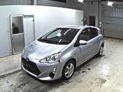 2016 TOYOTA AQUA S