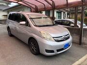2014 TOYOTA ISIS L
