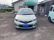 2011 TOYOTA VITZ U