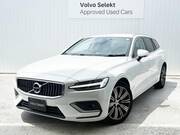 2021 VOLVO V60