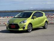 2015 TOYOTA AQUA S
