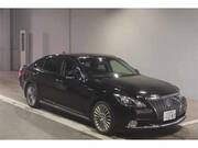 2015 TOYOTA CROWN MAJESTA