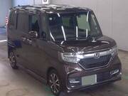 2018 HONDA N-BOX CUSTOM