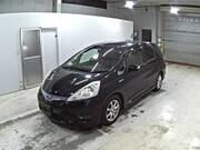 2013 HONDA FIT SHUTTLE HYBIRD