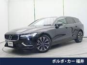 2022 VOLVO V60