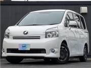 2009 TOYOTA VOXY
