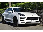 2016 PORSCHE MACAN