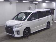 2015 TOYOTA VOXY
