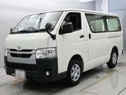 2020 TOYOTA HIACE VAN DX