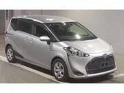 2019 TOYOTA SIENTA